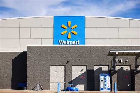 Get Kissimmee Supercenter store hours and driving directions, buy online, and pick up in-store at 4444 W Vine St, Kissimmee, FL 34746 or call 407-397-7000. . A que hora abre walmart